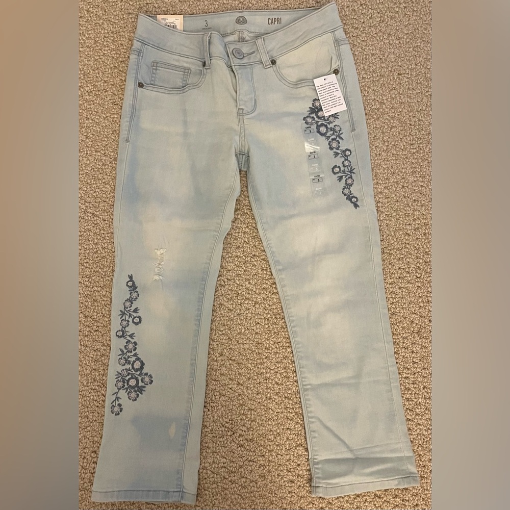 KOHLS So Denim Low Rise Capri
